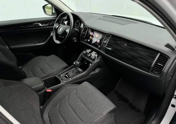 Skoda Kodiaq cena 129900 przebieg: 53146, rok produkcji 2020 z Brwinów małe 232